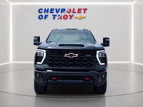 Certified 2025 Chevrolet Silverado 2500 ZR2 AWD/4WD image 14