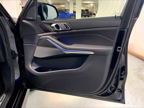 Used 2026 BMW X5 M60i image 22