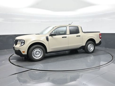 New 2025 Ford Maverick XL image 20