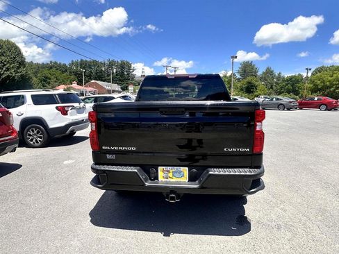 Used 2023 Chevrolet Silverado 1500 Custom image 22