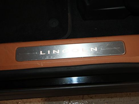 Used 2022 Lincoln Aviator Black Label w/ Dynamic Handling Package image 7