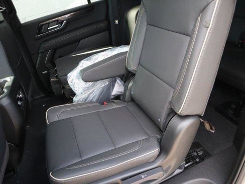 New 2026 GMC Yukon XL Elevation image 22
