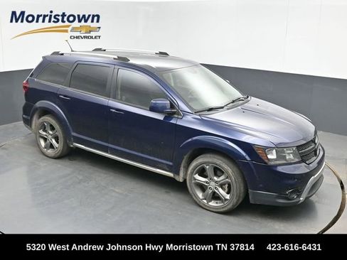 Used 2017 Dodge Journey Crossroad image 1