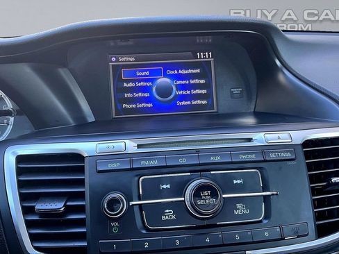 Used 2017 Honda Accord LX image 6