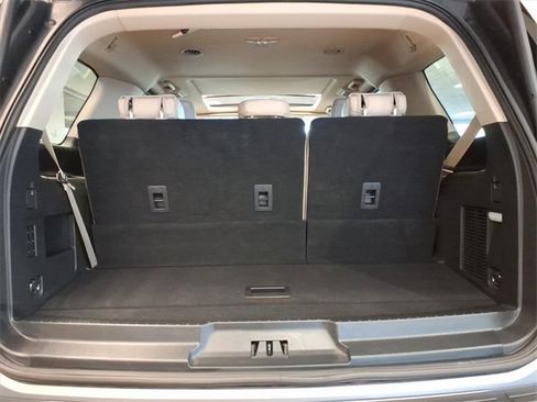 Used 2024 Ford Expedition Limited image 8