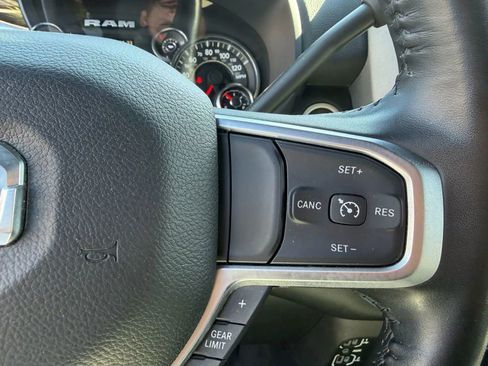Used 2024 RAM 2500 Big Horn AWD/4WD image 18