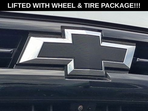 Used 2023 Chevrolet Silverado 1500 LT Trail Boss w/ LT Trail Boss Premium Package AWD/4WD image 29