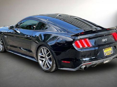 Used 2017 Ford Mustang GT Premium RWD image 4