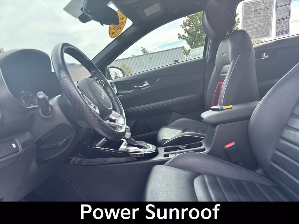 Used 2022 Kia Forte GT-Line w/ GT-Line Premium Package FWD image 12