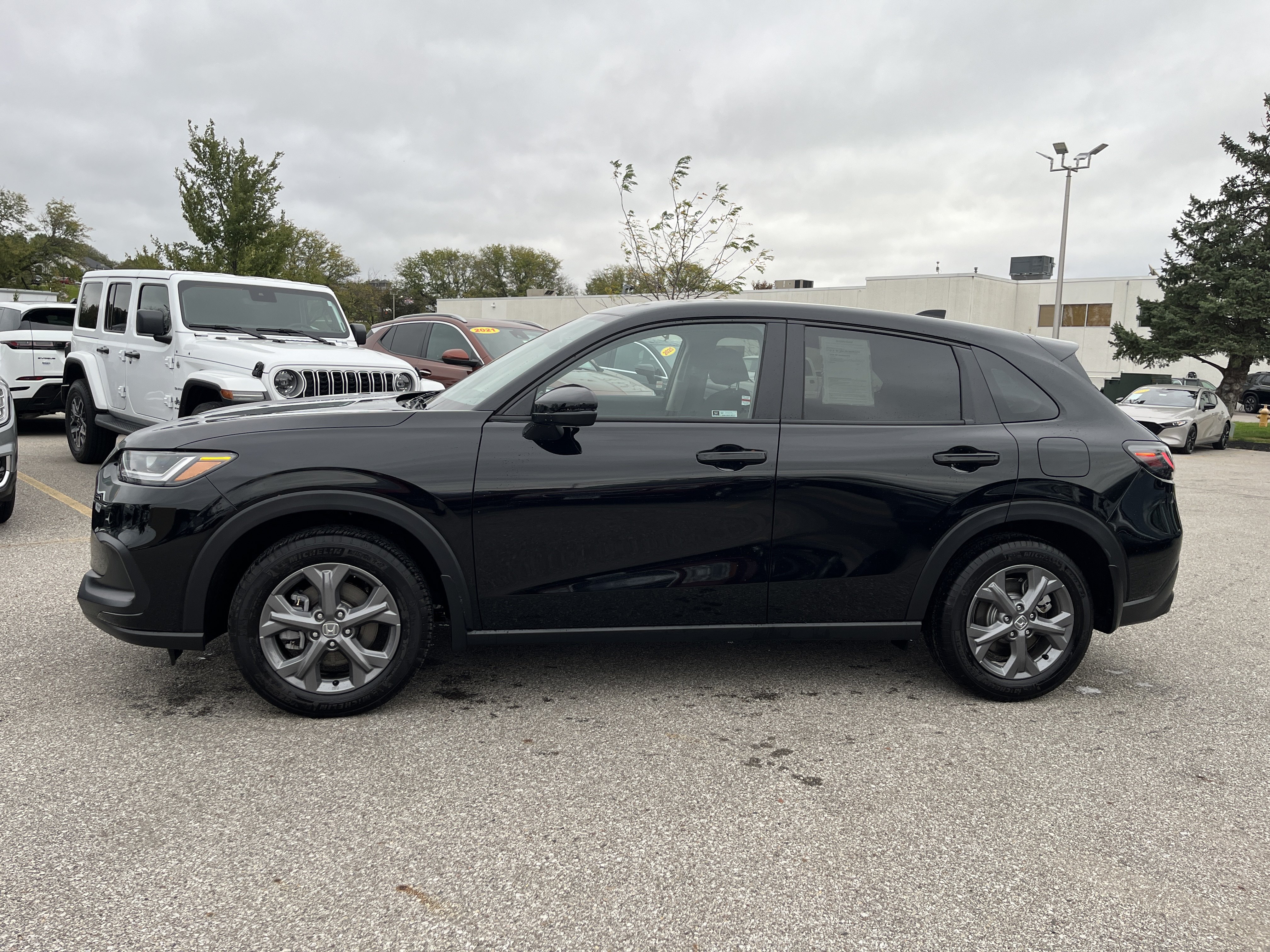 Used 2026 Honda HR-V LX image 7