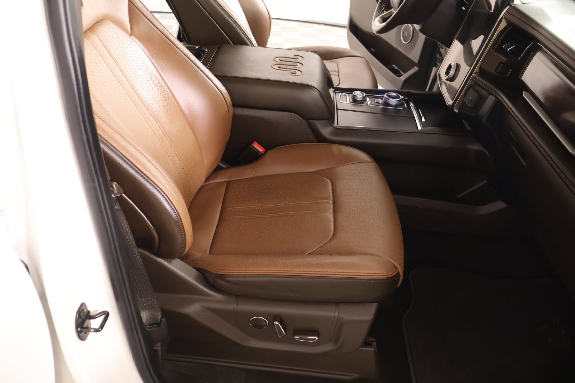 Used 2022 Ford Expedition King Ranch AWD/4WD image 14