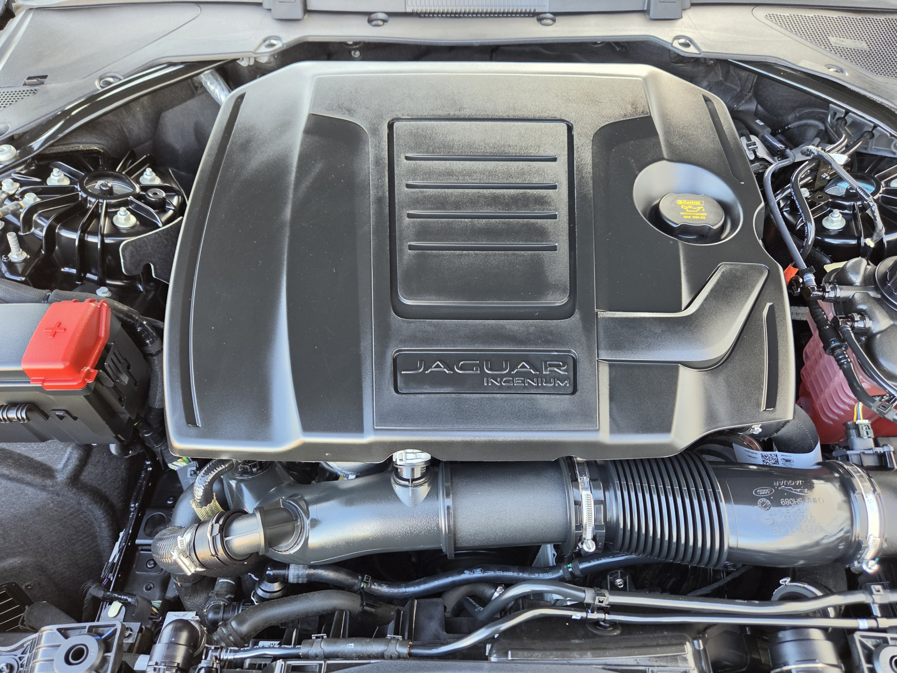 Certified 2024 Jaguar XF R-Dynamic SE AWD/4WD image 29
