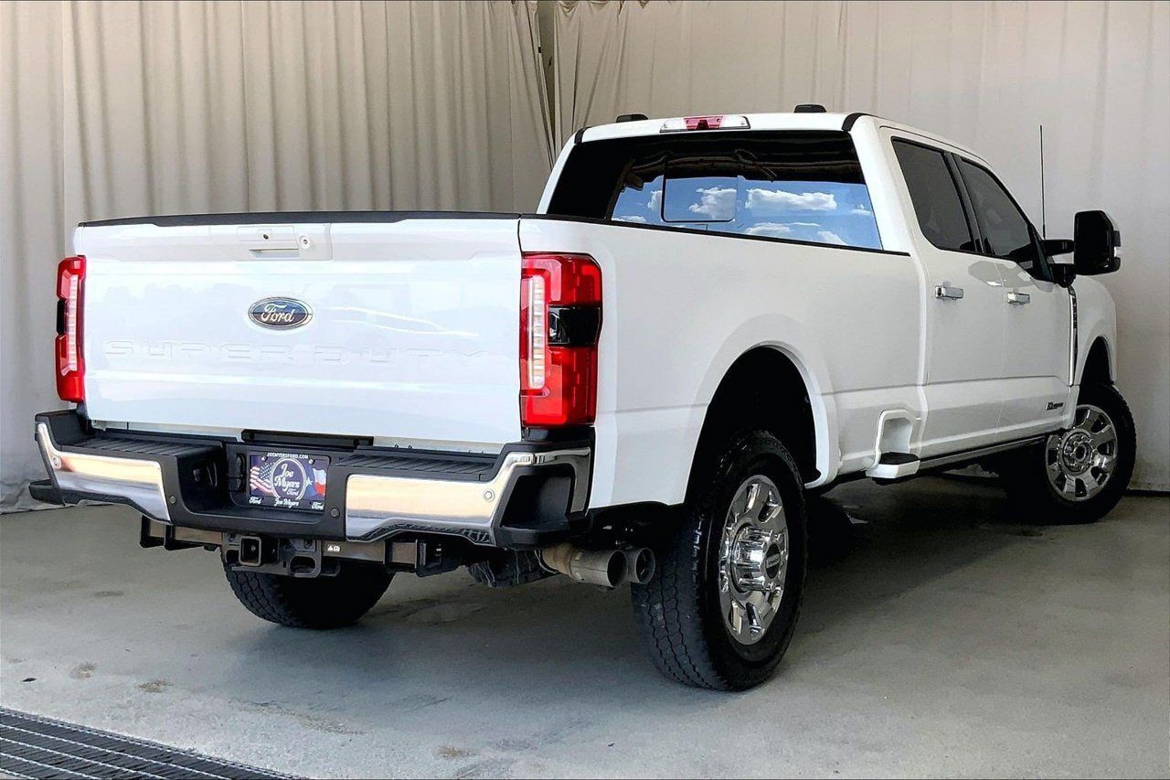 Used 2026 Ford F350 Lariat AWD/4WD image 12