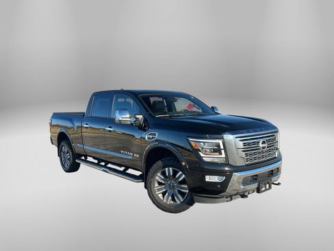 Used 2024 Nissan Titan Platinum Reserve w/ Moonroof Package image 3