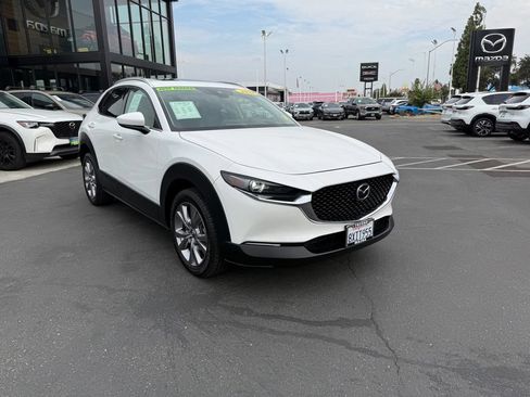 Used 2021 MAZDA CX-30 FWD 2.5 S w/ Premium Package image 2