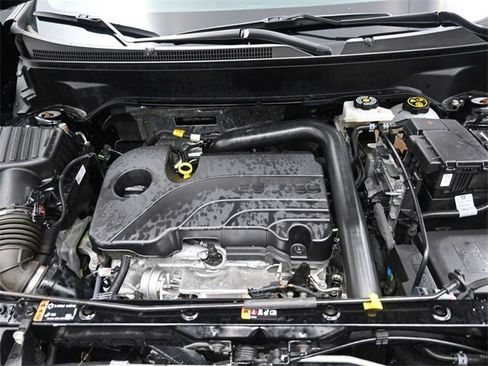 Used 2024 Chevrolet Equinox LT w/ LPO, Floor Liner Package image 30