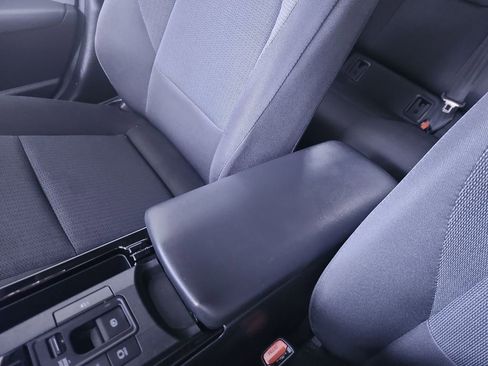 Used 2023 Toyota Prius LE image 20