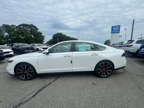 New 2026 Honda Accord Touring image 3