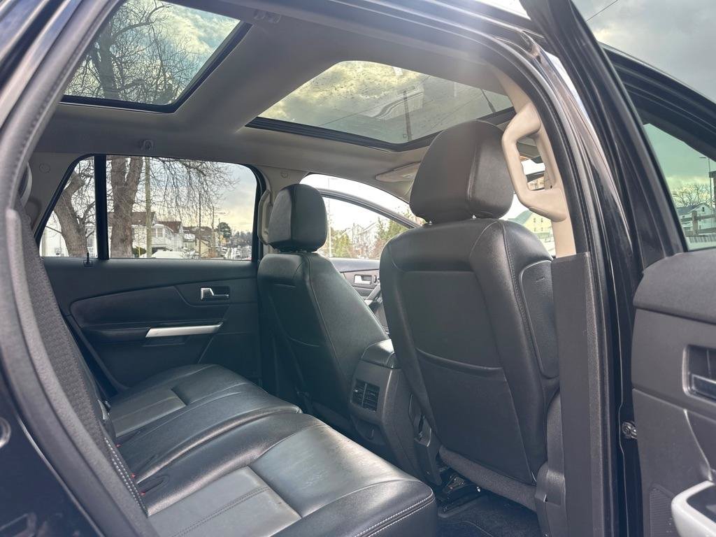 Used 2013 Ford Edge Sport w/ Driver Entry Pkg AWD/4WD image 39