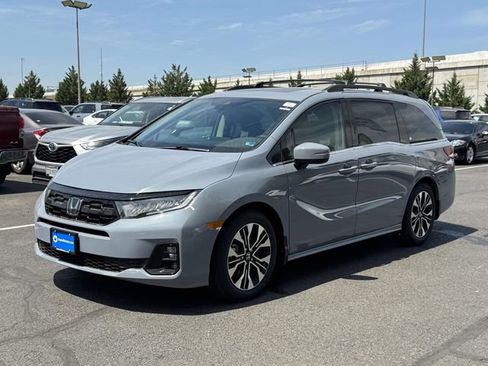 New 2026 Honda Odyssey Elite image 4