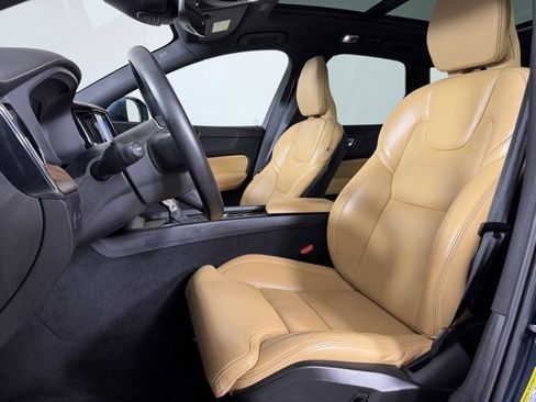 Used 2021 Volvo XC60 T5 Inscription image 18