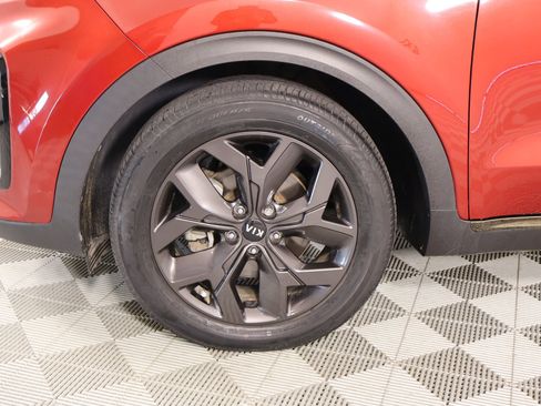 Used 2020 Kia Sportage S image 16