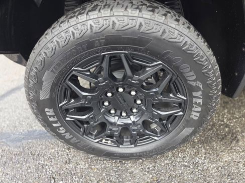 New 2025 GMC Hummer EV 2X AWD/4WD image 80