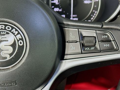 Used 2019 Alfa Romeo Stelvio w/ Nero Edizione RWD image 14