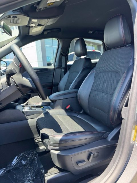 Used 2026 Ford Escape ST-Line AWD/4WD image 12
