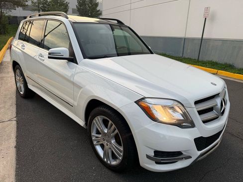 Used 2013 Mercedes-Benz GLK 350 4MATIC image 12