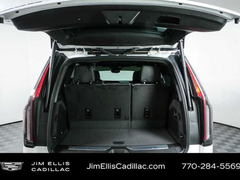 Used 2024 Cadillac Escalade Sport w/ LPO, ONYX Package AWD/4WD image 32