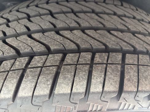 Used 2024 GMC Yukon XL Denali image 14