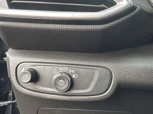 Used 2022 Chevrolet TrailBlazer LS image 10