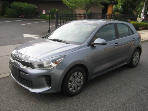 Used 2020 Kia Rio S FWD image 1