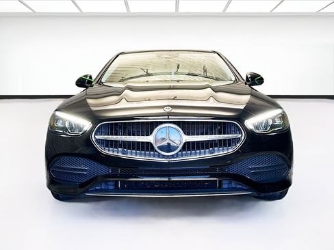 Used 2022 Mercedes-Benz C 300 Sedan image 2