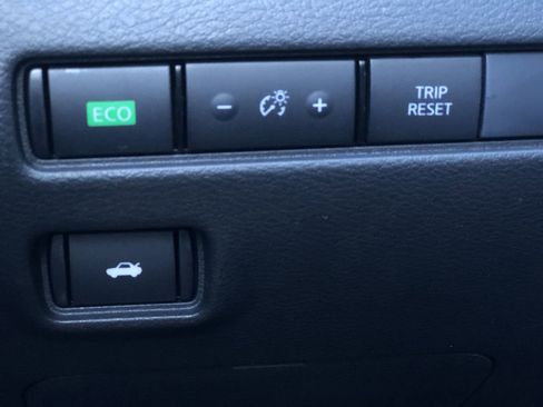 New 2025 Nissan Sentra S image 18