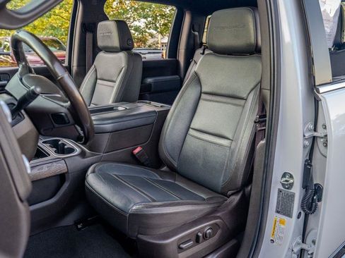 Used 2020 GMC Sierra 3500 Denali w/ Denali Ultimate Package AWD/4WD image 15