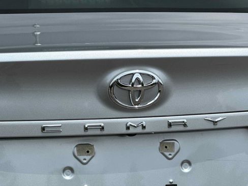 Used 2024 Toyota Camry LE FWD image 11