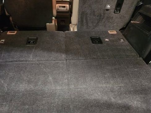 Used 2021 Lexus GX 460 Premium image 18