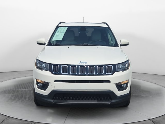 Used 2018 Jeep Compass Latitude w/ Popular Equipment Group FWD image 8