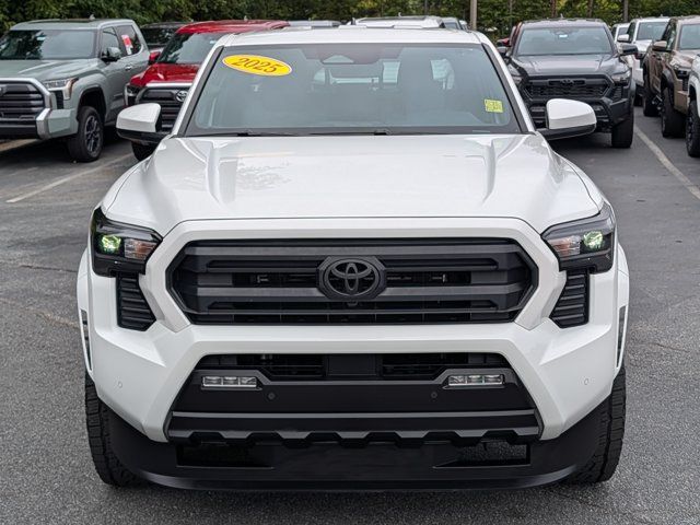 Used 2025 Toyota Tacoma SR5 AWD/4WD image 2