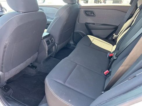 Used 2023 Nissan Rogue S FWD image 26
