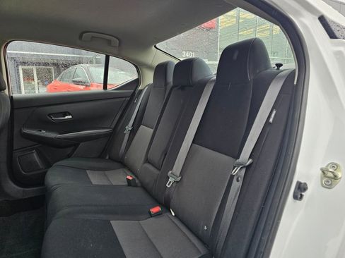 Used 2020 Nissan Sentra SV w/ Trunk Package image 14