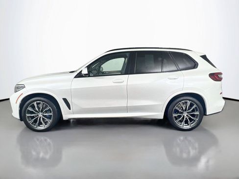 Used 2022 BMW X5 M50i AWD/4WD image 3