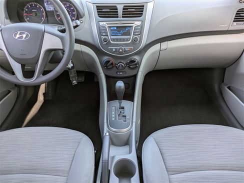 Used 2017 Hyundai Accent SE image 18