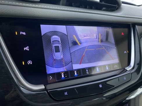 Certified 2020 Cadillac XT6 Premium Luxury image 6