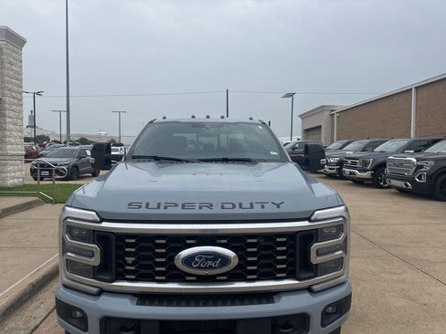 Used 2026 Ford F350 Platinum AWD/4WD image 2