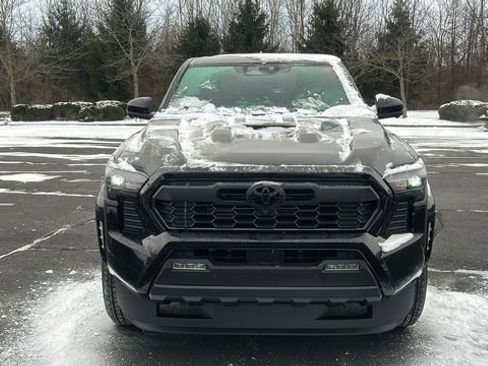 New 2026 Toyota Tacoma TRD Sport w/ TRD Sport Premium Package image 6