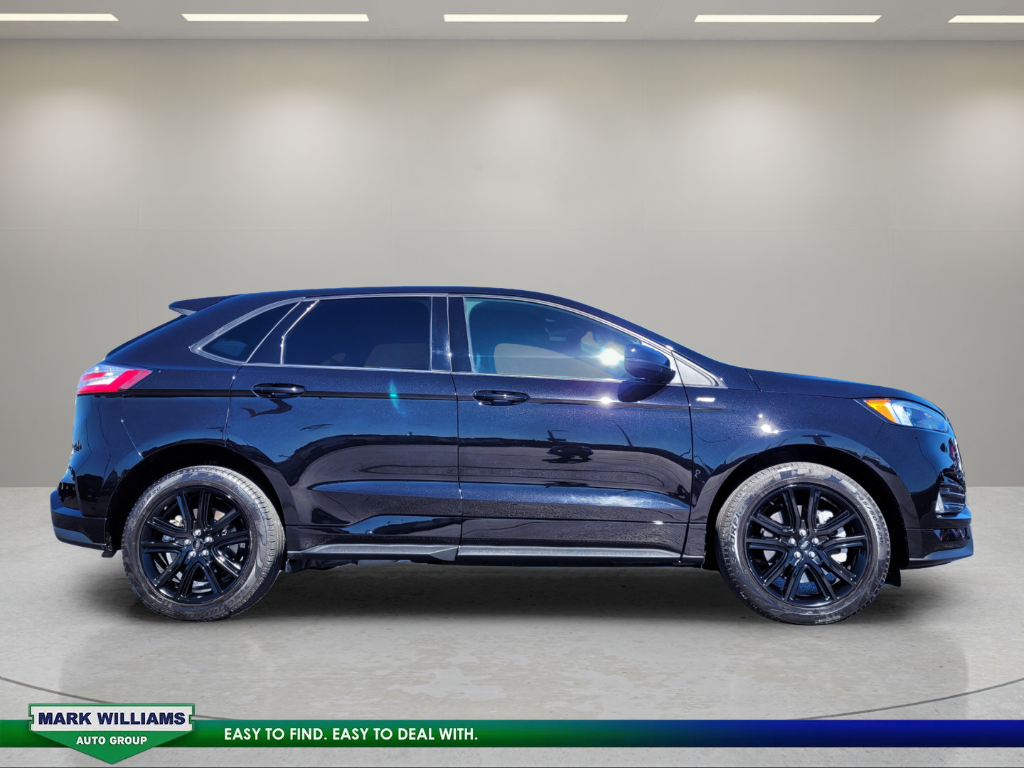 Certified 2023 Ford Edge ST-Line AWD/4WD image 2