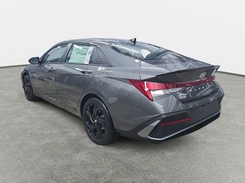 New 2026 Hyundai Elantra Sport FWD image 7